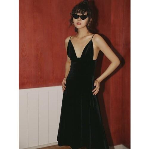 Women Black Velvet Dress 2021 Fashion Elegant Sexy Deep V-neck Long Dress Ladies Vestido de mujer
