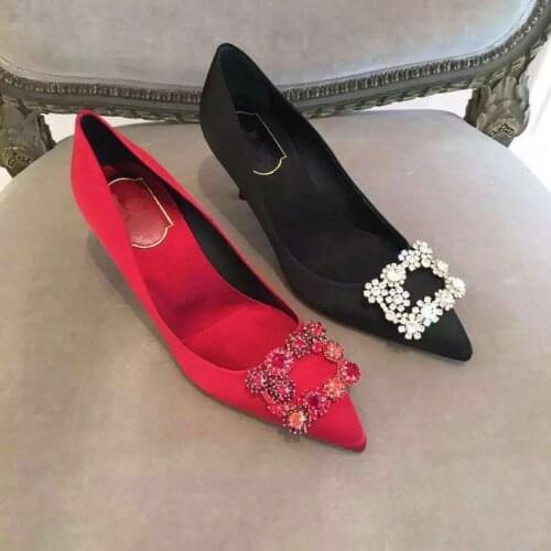 2021 Hot Sales Flowers Crystal Buckle Stud Zapatos Mujer Point Toe Satin Women Pumps High Heels Sexy Party Wedding Lady shoes
