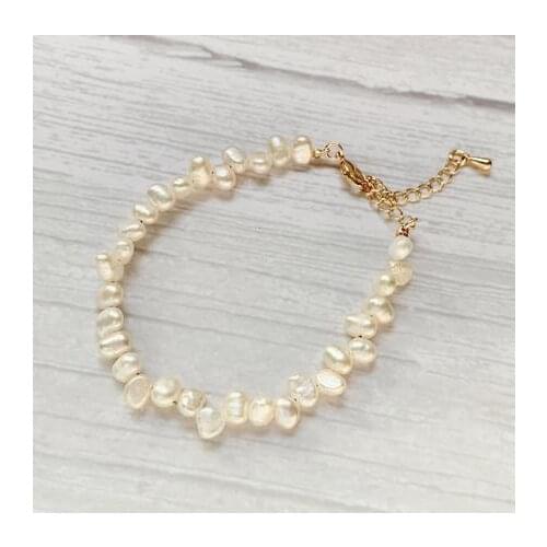 New Classic Natural Baroque Pearl Bracelet Small Flower 100% Real White Freshwater Pearl Jewelry Gift For Lady Fine Bracelet Fem