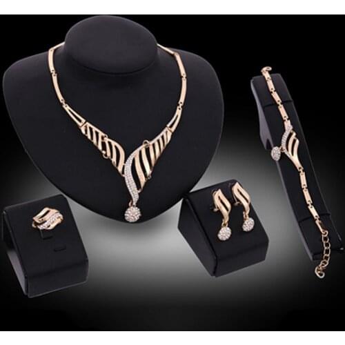 Wedding Bridal Party Wavy Rhinestone Jewelry Set Choker Necklace Bracelet Ring Earrings Set Women Luxury Hollow Jewelry