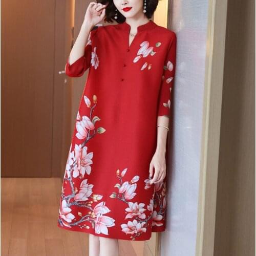 2021 Autumn Improved Cheongsam Qipao Chinese Style Retro Red Skirt Loose Temperament Flower A-line Party Dresses For Women