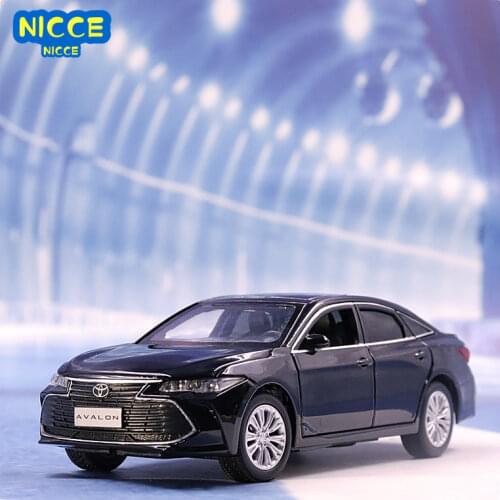 Nicce Simulation alloy car model 1:32 Toyota Asia Dragon six-door car model Diecast sound and light toy car Vehicles Boy Gift