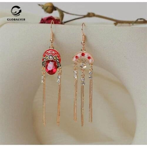 Chinese style retro long Beijing Opera mask earrings Female national wind personality net red temperament tassel earrings 547