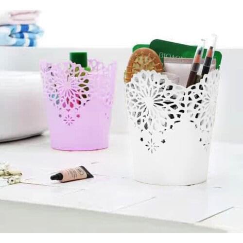 1PC Hollow Flower Brush Storage Pen Pencil Pot Holder Container Desk Organizer Gift Plastic Lace Hollow Pen Holder Office Suppli