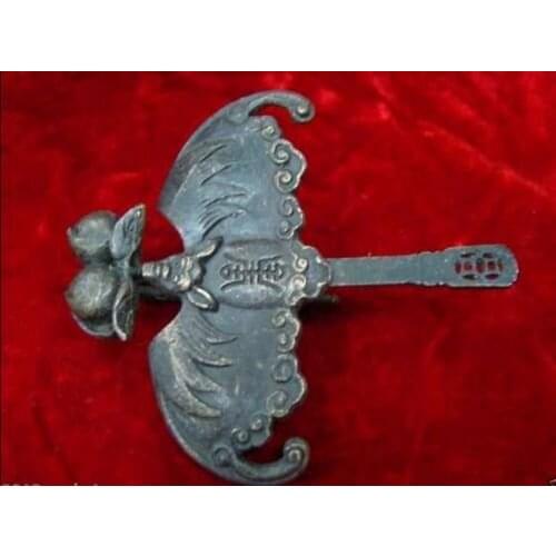 Old Chinese ancient architecture / furniture drawer brass lock / key bat sculpture