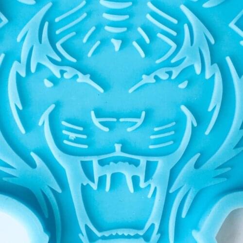 Tiger Keychain Epoxy Resin Mold Necklace Pendant Silicone Mould DIY Crafts Tool P9YF
