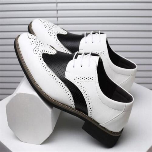 2021 Summer / Spring Hollow Mens Brogue Dress Shoes White Carved Suit Formal Shoes Men PU Leather British Shoes Big Size 38-48