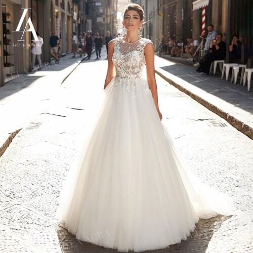 Romantic 3D Flowers Wedding Dress Appliques Lace A-Line Bridal Gown Illusion Princess Court Train LelaAcra R067 Vestido De Novia