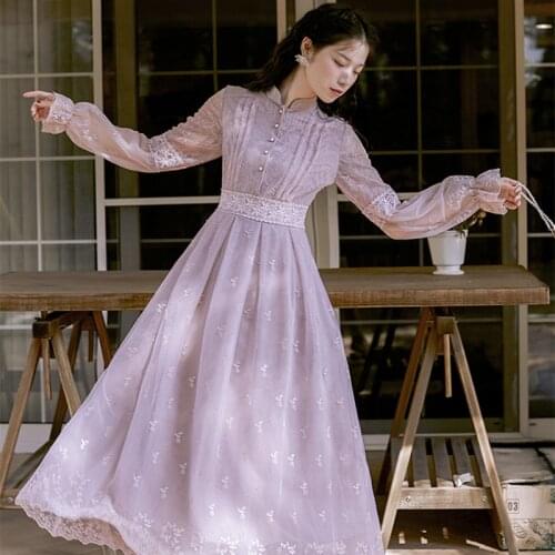 Spring 2021 New Retro Elegant Cheongsam Women Long-Sleeved Stand Up Collar Lace Stitching Mid-Length Temperament Cheongsam Women