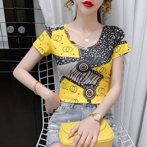 Plus Size Casual T-Shirt Vintage Floral Print Ladies Tshirt 2021 Summer Clothes V-neck Short Sleeve Womens T Shirt Female Tops