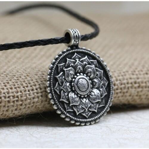 LANGHONG 1pcs Tibet Spiritual Necklace Tibet Mandala Necklace Religious jewelry