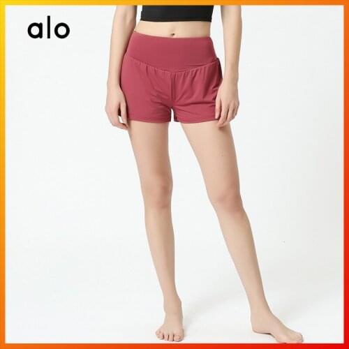 Alo Yoga 2021 Summer Womens Sports Shorts Running Out Of The Street Fitness Casual Shorts Fashionable Breathable Sexy New