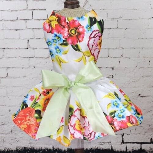 Fashion Lace Princess Pet Dog Wedding Dresses Pet Tutu Skirt Puppy Cat Dress Pet Apparel New years clothes XS-XL teddy