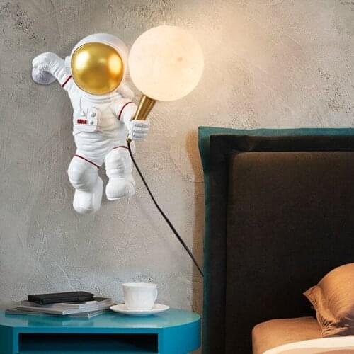 Creative Moon Spaceman Wall Lamp Kids Children Baby Table Decor Cute Astronaut Night Table Lights LED Illuminaire