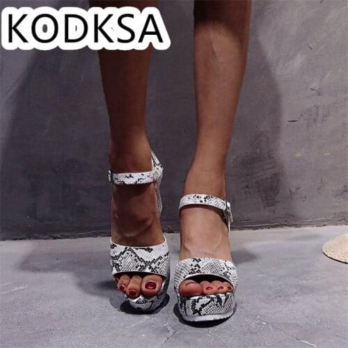 New European And American Womens Shoes Of 2021 Summer Sloping Heel Open Toe Tarp Cake Large Size Roman Sandal Women