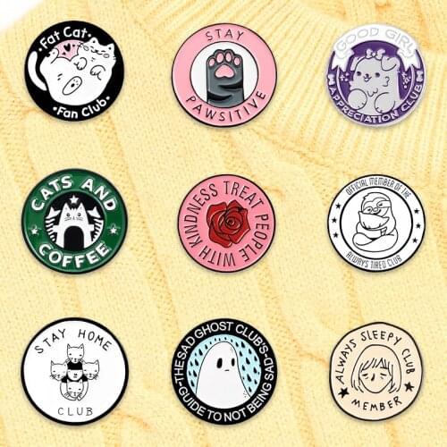 Round Dog Cat Paw Enamel Pins Adorable Family Members Rose Coffee Pet Animal Jewelry Cute Custom Brooches Lapel For Friends Gift
