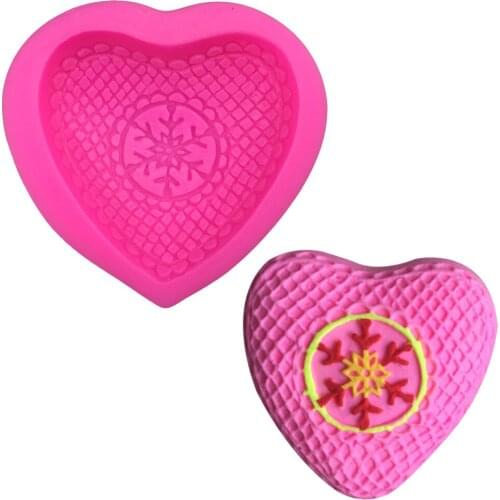 Love heart Shape 3D fondant cake silicone mold food grade mastic jello pastry candy Clay making Soap candle decoration tool 02