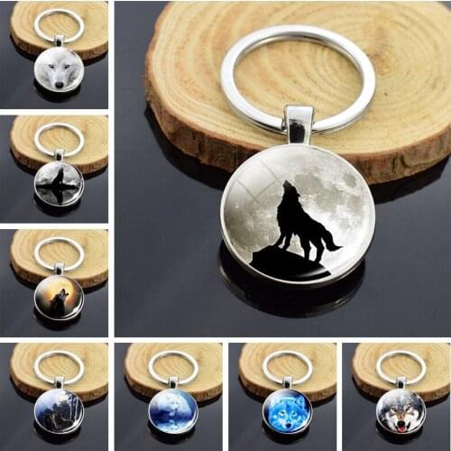 Wolf Howling The Moon Double Sides Glass Dome Keychain Men Fashion Key Chain Rings Wolf Head Jewelry Stuff
