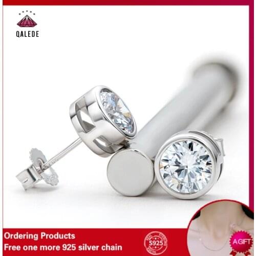 QALEDE Stud Earrings