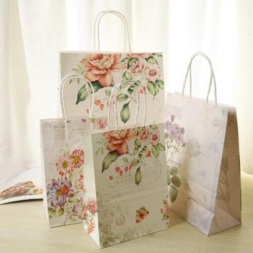 10PCS Painted Flower Kraft Paper Bag With Handles Rose gift bag shopping bag For Baby Steps Birthday Party Paper Bags 21x15x8cm