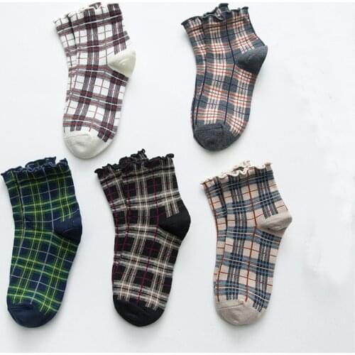 Womens Square Lattice Lace Socks Female Japanese Korean Style Retro Loose Edge Socks Girl‘s’ Harajuku Vintage Streetwear Socks