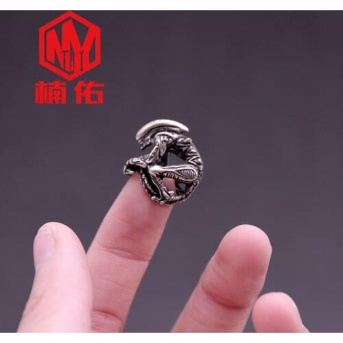 1PC Shaped EDC Paracord Knife Bead Bracelet Flashlight Lanyard Pendant Outdoor Accessories