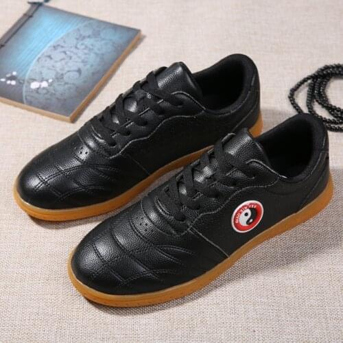 Unisex Women Men Running Shoes Flat Comfort Men Canvas Shoes Tai Chi Outdoor Trainers Women Sneakers Tenis Masculino Male Shoes