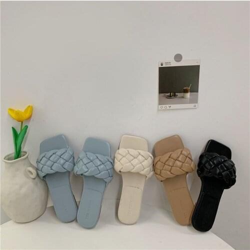 Women Slippers 2021 Summer Fashion Closed Toe Flat Sandals Women Weave Slippers Women Casual Beach Slippers Zapatillas Muje