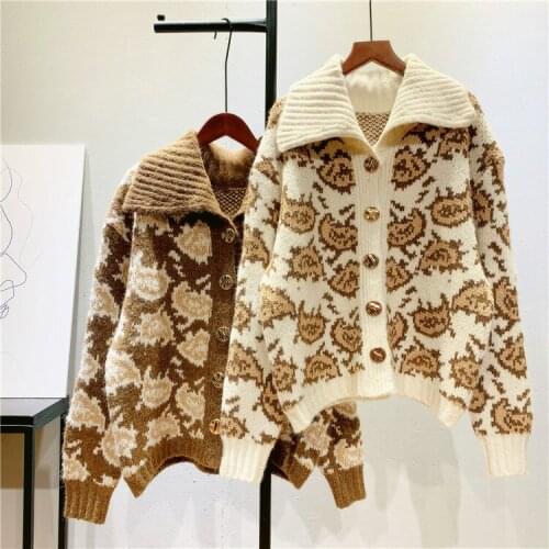 Retro jacquard lapel sweater jacket women spring and autumn Korean loose knit cardigan casual fashion cotton