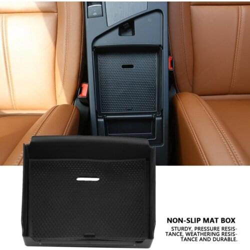 New Car Armrest Storage Box Black With Non-slip Mat Glove Phone Box Tray for Alfa Romeo Giulia 2017-2018 Car Accessories