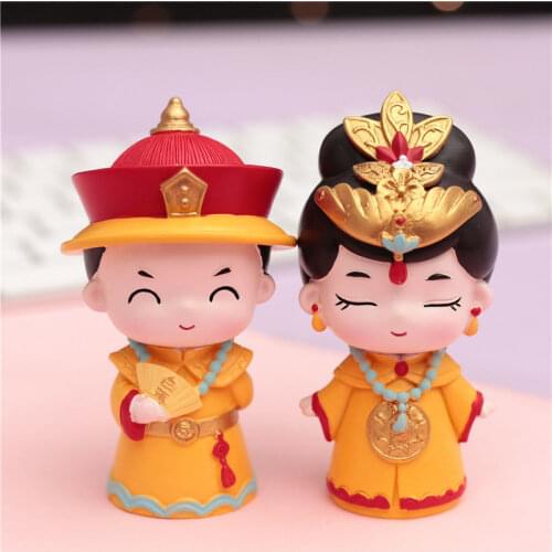 Chinese Emperor Empress Figurine Resin Queen Ornament Traditional Costume Home Decoration Cake Topper Miniature