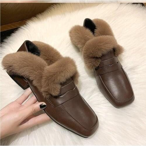 New Women Winter Fur Shoes Fashion Square Head Loafers Ladies Casual Flat Leather Shoes Furry Females Footwear Zzapatos Mujer