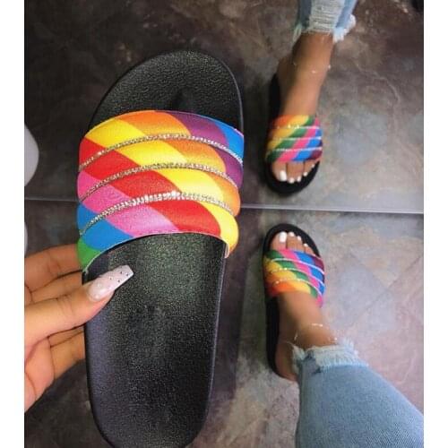 Wholesale 2020 Summer Rhinestone Slippers comfortable home slippers Fashion wild explosion Beach Sliders