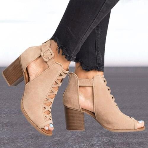 Vintage 2021 Women Square Heel Sandals Peep Toe Hollow Out Chunky Gladiator Sandals with Strap Black Spring Summer Shoes