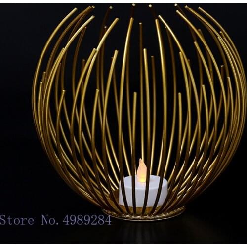 Golden geometric metal candle holder Hollow out Round shape Candle Desktop metal crafts ornaments Candlestick Home Decoration