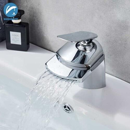 Chrome Basin Sink Faucet Waterfall Hot and Cold Water Bathroom Mixer Taps Single Hole single Hole Countertop Washing Faucet