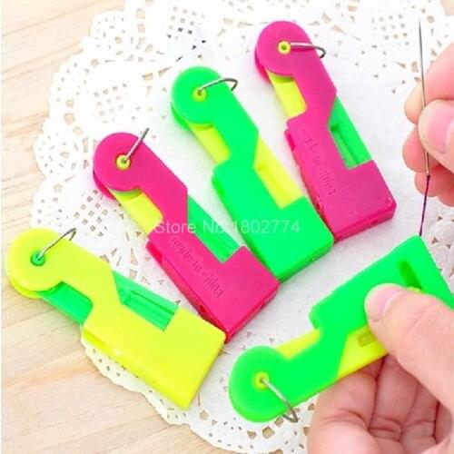 10PCS New Portable Automatic Easy Sewing Needle Device Threader Thread Guide Tool Sewing Machine Random Color Christmas Gift CZQ