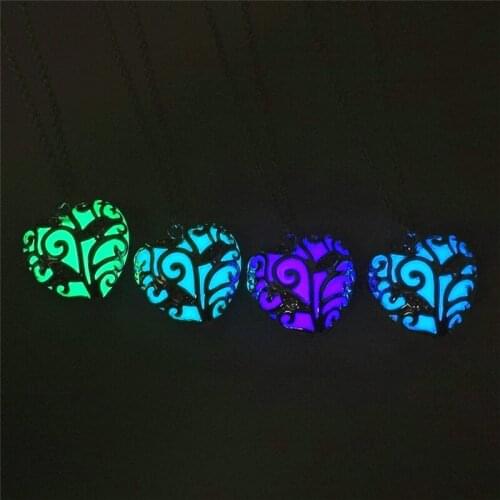 New Ocean Heart Necklace Fashion Hollow Out Tree of Life Luminous Stone Pendant Woman Personality All-Match Jewelry Gift