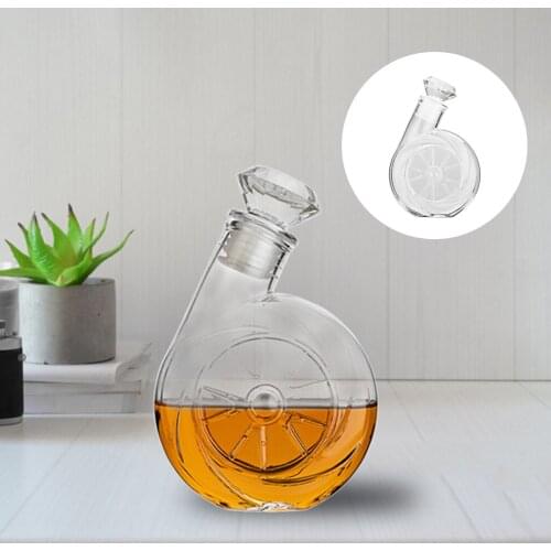 Retro 17 oz Glass Decanter Whiskey Decanter with Airtight Geometric Ornate Stopper for Wine Bourbon Liquor Juice Water