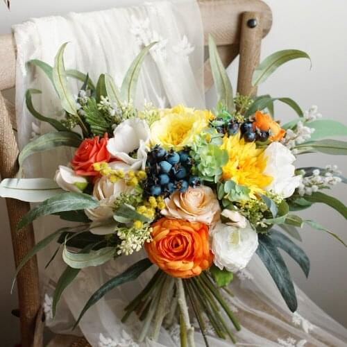 SESTHFAR Rose Winter Berry flowers Bouquet Orange&Yellow Sunflower Wedding Bouquet Demoiselle d’honneur Bridal Big Bouquet
