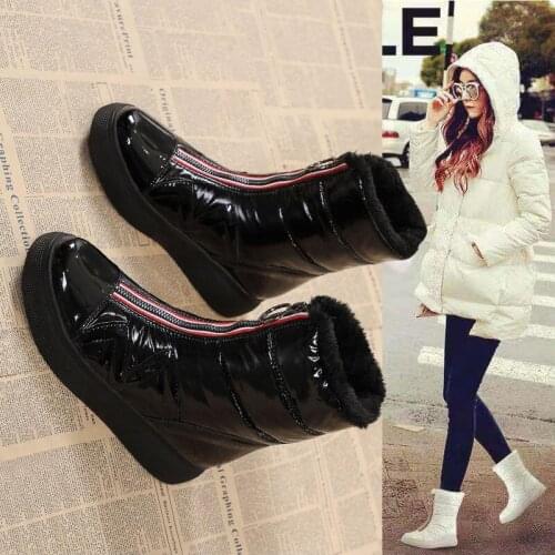 Thicken plush Waterproof Snow Boots Womens Short Boots 2020 New Wild Joker White Booties Warm Winter Shoes Black Front Zip