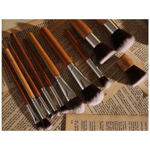 11 pcs Professional Make Up Tools Pincel Maquiagem bamboo Handle Makeup Cosmetic Eyeshadow Foundation Concealer Brush Set Kit