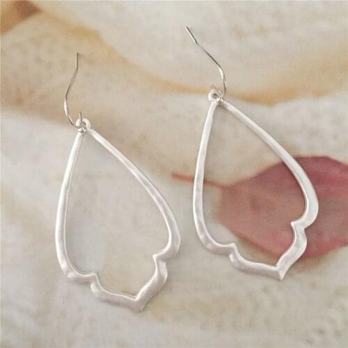 Casual Irregular Shape Warm Gold Or Silver Color Plating Drop Earrings For Women Trendy Anniversary Party Decoration Jewelry