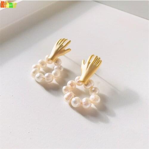 Kshmir French Baroque Freshwater Pearl Earrings Simple Pearl Earrings Korea Female Personality Temperament Palm Abstract Women