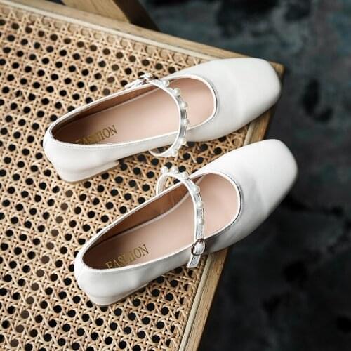 2021 Fashion Autumn Mules Shoes For Women White New Cute Round Toes Loafers Women Slip-On Flats Elegant Outdoor Heels Slippers