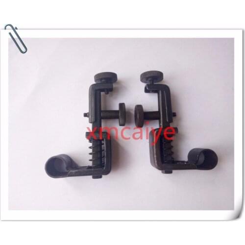 2 piece SM102 feeder brush holder 66.028.105F printing machine parts