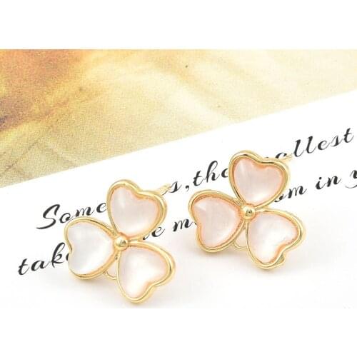 2pcs High Quality Gold Color Shell Clover Earring Connector Exquisite Pendant Charms Earring Base Pendant DIY Womens Jewelry