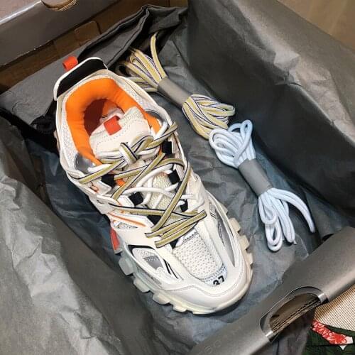 Guangzhou Mens Leather Three Generations Dad Shoes Womens Track3.0 Increased Retro Platform Shoes Couples Womens Shoes