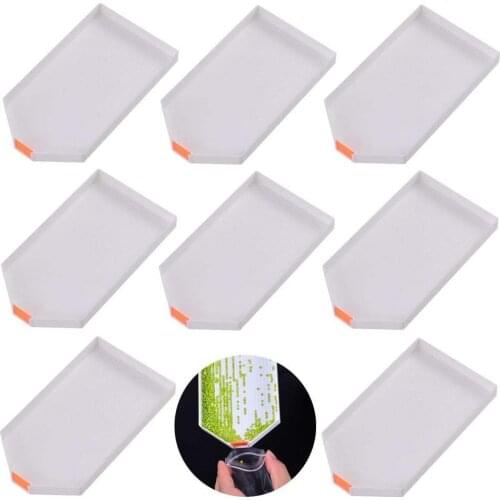 8 Pcs Diamond Painting Tools Paint Mixing Trays Plastic Tray Drill Plate Painting Accessories for DIY Art Craft