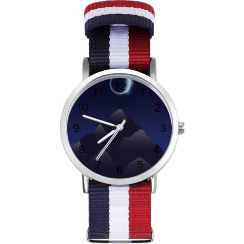 Solar Quartz Watch Fashion Aesthetic Wrist Watch Man Sports Design Wristwatch